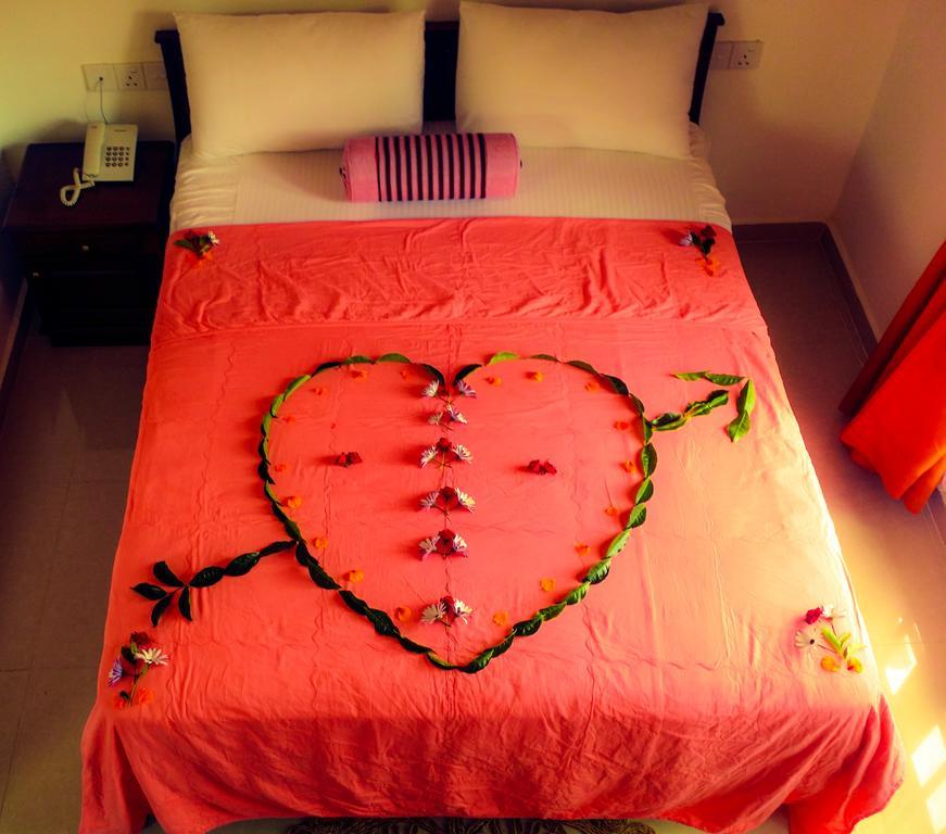 Yoho Toppass Breeze Hotel Nuwara Eliya Esterno foto